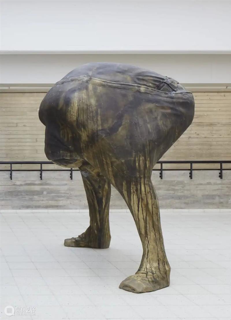 艺术家 | 欧文·沃姆 Erwin Wurm 博文精选 Thaddaeus Ropac 欧文 沃姆 Wurm 艺术家 作品 问题 雕塑 概念 日常生活 时代 崇真艺客